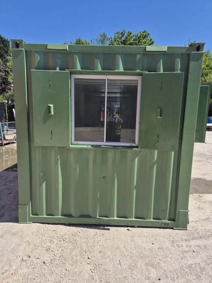 20 x 8 AV Open plan office green