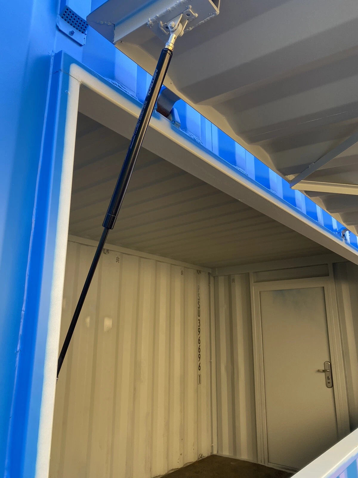 15ft Shipping ContainerBar/Kiosk/Stall/Pod
